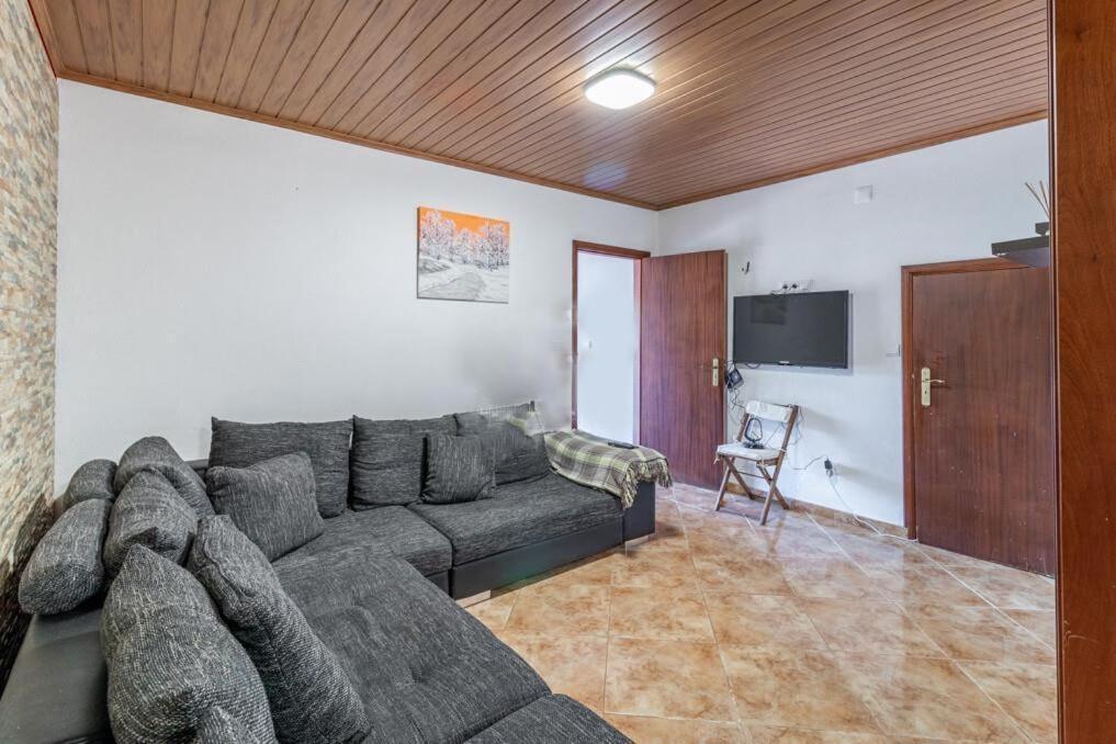 Casa Central - Peceful Mountain Retreat In Calheta Ribeira do Raposo Exteriér fotografie
