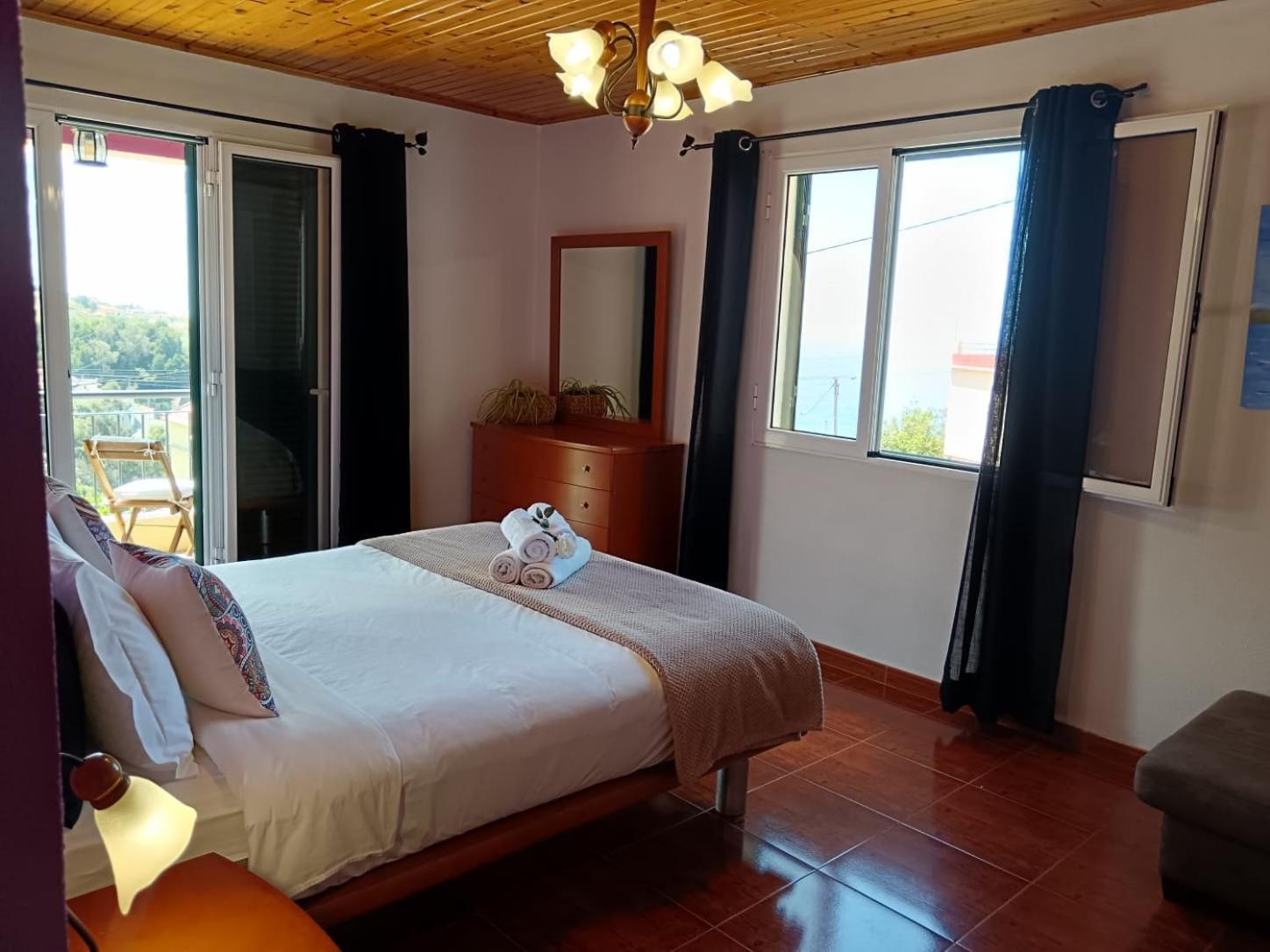 Casa Central - Peceful Mountain Retreat In Calheta Ribeira do Raposo Exteriér fotografie